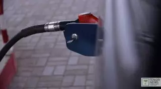 KMG и Helios снизили цены на бензин