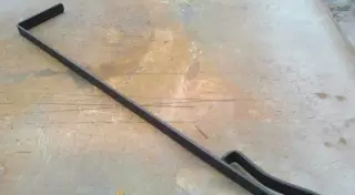 Мужчине, кинувшему в мать кочергой, "светит" реальный срок в Алматинской области