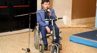 2000 молодых казахстанцев реализовали свои социальные проекты в 2017 году