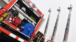 Алматинские пожарные получили новую спецтехнику