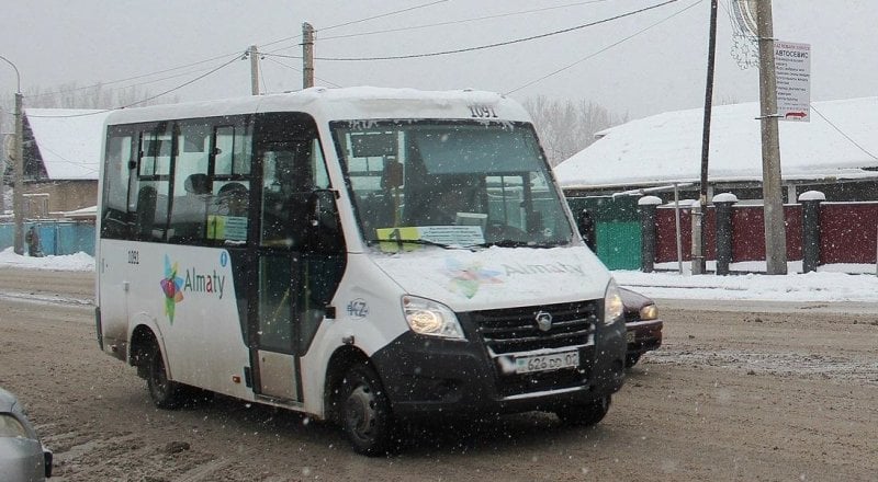 "Первый" под снегом. Первый день работы возобновленной "единицы". 
Фото Эдуарда Рыжкова