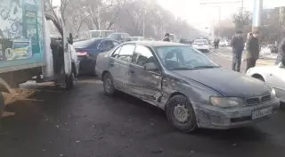 Тройное ДТП произошло в Алматы