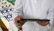 Сколько денег перечислили казахстанцы в фонд медстрахования