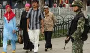 В Китае мусульман согнали в лагеря для "перевоспитания"