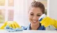 Уборка в доме приравнивается к выкуриванию пачки сигарет - ученые
