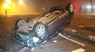 ДТП с "перевертышем" в Алматы: пострадали 5 человек