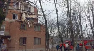 Стена дома обрушилась в Краснодаре из-за взрыва газа