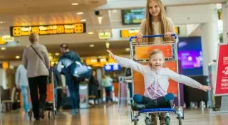 Путешествия для авиапассажиров с особыми потребностями станут еще более доступными