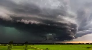 Дожди и сильный ветер ожидаются в Казахстане