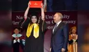 "Не по протоколу": как Назарбаев вручал диплом выпускнице NU
