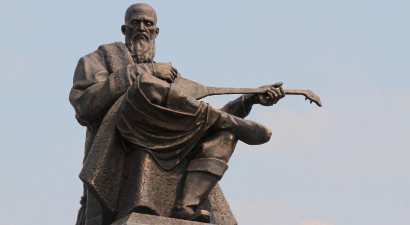 Памятник "Құрманғазы". Фото ©Tengrinews.kz