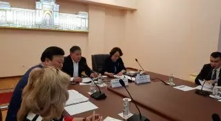 Новый детский омбудсмен познакомилась с НПО в Алматы