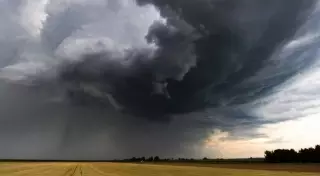 Грозовые дожди ожидают казахстанцев в ближайшие дни