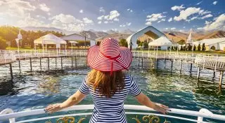 Chocotravel запустил продажу авиабилетов на чартерные рейсы до Иссык-Куля.