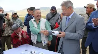 Древние сокровища найдены в ходе раскопок в Восточном Казахстане