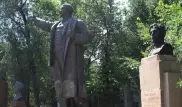 Последнее пристанище Ленина, Горького и Фурманова: что будет с памятниками в Алматы