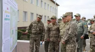 Министр обороны РК посетил воинские части Карагандинского гарнизона