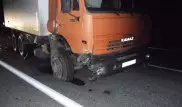 Припаркованный КамАЗ задавил пятерых человек