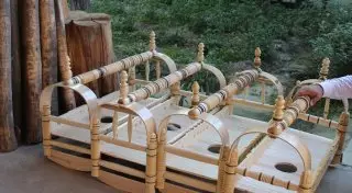 Колыбель Средней Азии. О происхождении бесiк и как его делают без гвоздей и шурупов в Таджикистане