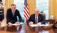 Польский телеканал уволил сотрудника за фото Дуды с Трампом‍
