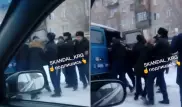 Напавших на полицейских жителей Сатпаева осудили