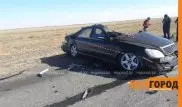 Водитель Mercedes погиб в страшном ДТП с участием автобуса в ЗКО
