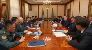 В Минобороны обсудили вопросы взаимодействия в области развития ОПК