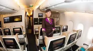 Стюардесса рассказала, какие пассажиры привлекают внимание