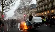 Столкновения "желтых жилетов" с полицией произошли в Париже