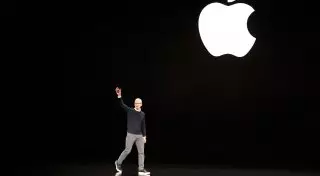 Apple представила "убийцу Netflix" и виртуальную кредитную карту