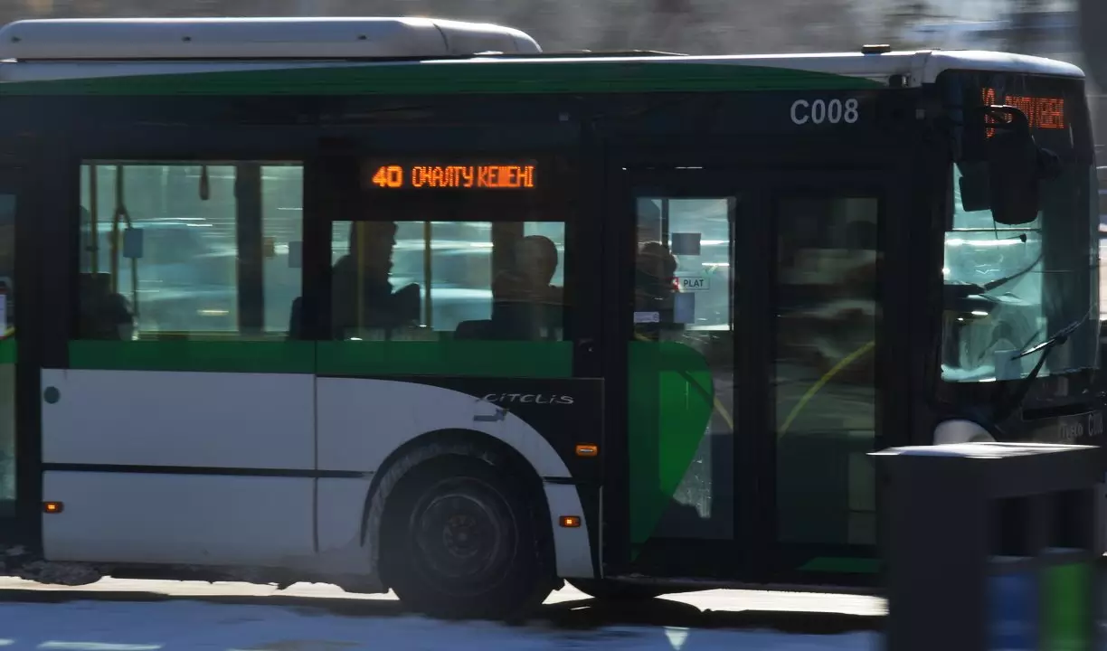 Все хотят зарабатывать - глава "Астана LRT" о графике водителей автобусов