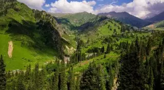 Куда поехать на майские: обзор национальных природных парков Казахстана