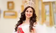 Семейчанка стала самой красивой на конкурсе "Миссис Вселенная"