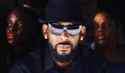 Певца R. Kelly арестовали за соблазнение несовершеннолетних
