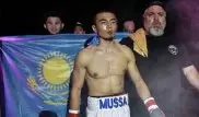 Небитый казахстанский боксер одержал десятую победу