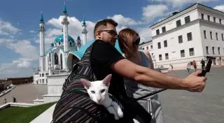 Ледокол, деревня саамов и северное сияние: чем привлекает столица Заполярья