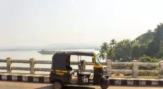 Туристы в Гоа опаздывают на авиарейсы из-за забастовки таксистов