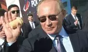 Путин купил мороженое у той же продавщицы, что два года назад
