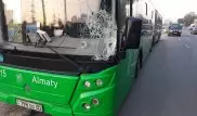 Автобус на полном ходу сбил мужчину в Алматы