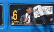 Мальчика прижало лицом в маршрутке: аким прокомментировал нашумевшее фото