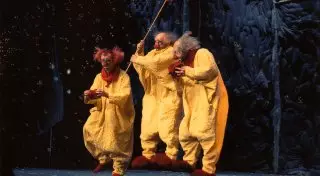 Слава Полунин привез легендарное "Снежное шоу" в Алматы