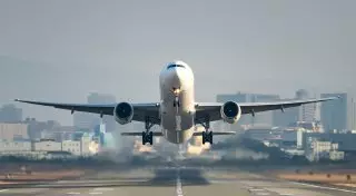 Летать и не бояться: действенные советы для аэрофобов