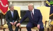Трамп потрогал колено президента Финляндии. Тому не понравилось