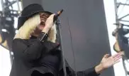 Певица Sia заявила о неизлечимой болезни