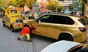 Золотому BMW запретили ездить в Германии