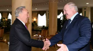 Назарбаев обратился к Лукашенко: Остаюсь вашим надежным другом