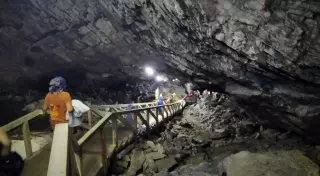 Коныр-аулие. Пещера с тремя озерами, в которую поместятся 2 тысячи человек