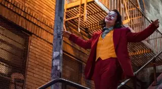 "Джокер-лестница" и Готэм-сквер. Как посетить места съемок блокбастера