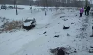 Поезд сообщением Томск - Риддер протаранил легковушку