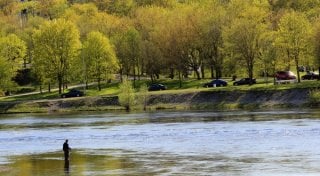 Российско-эстонская граница на реке Нарва. © РИА Новости